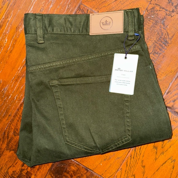 Peter Millar Crown Men’s Ultimate Sateen Five-Pocket Pant in Dark Olive - Picture 7 of 15